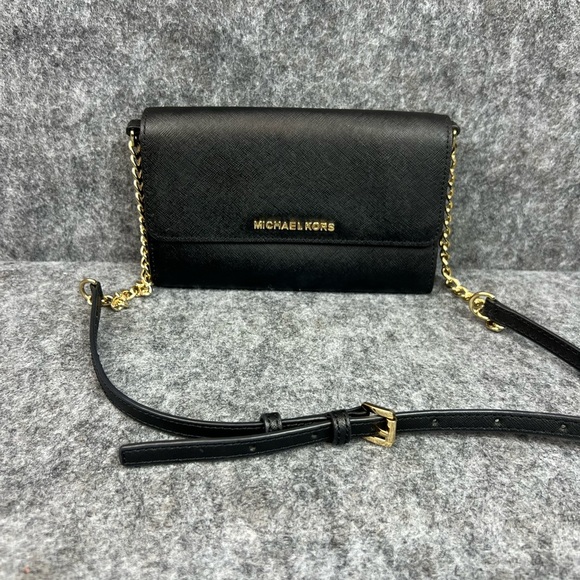 Michael Kors Crossbody Strap Phone Bag